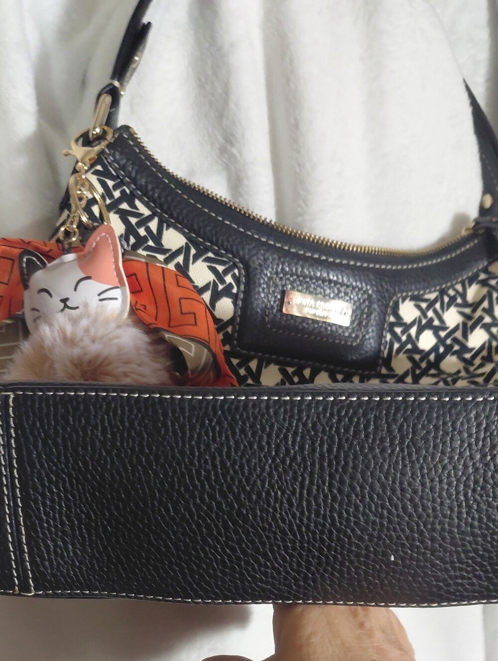 Kate Spade Keswick Vintage Bag Canvas Geo Patterned EUC Light Cream and Black - Picture 5 of 7